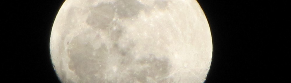 Photpgraph of nearly full moon